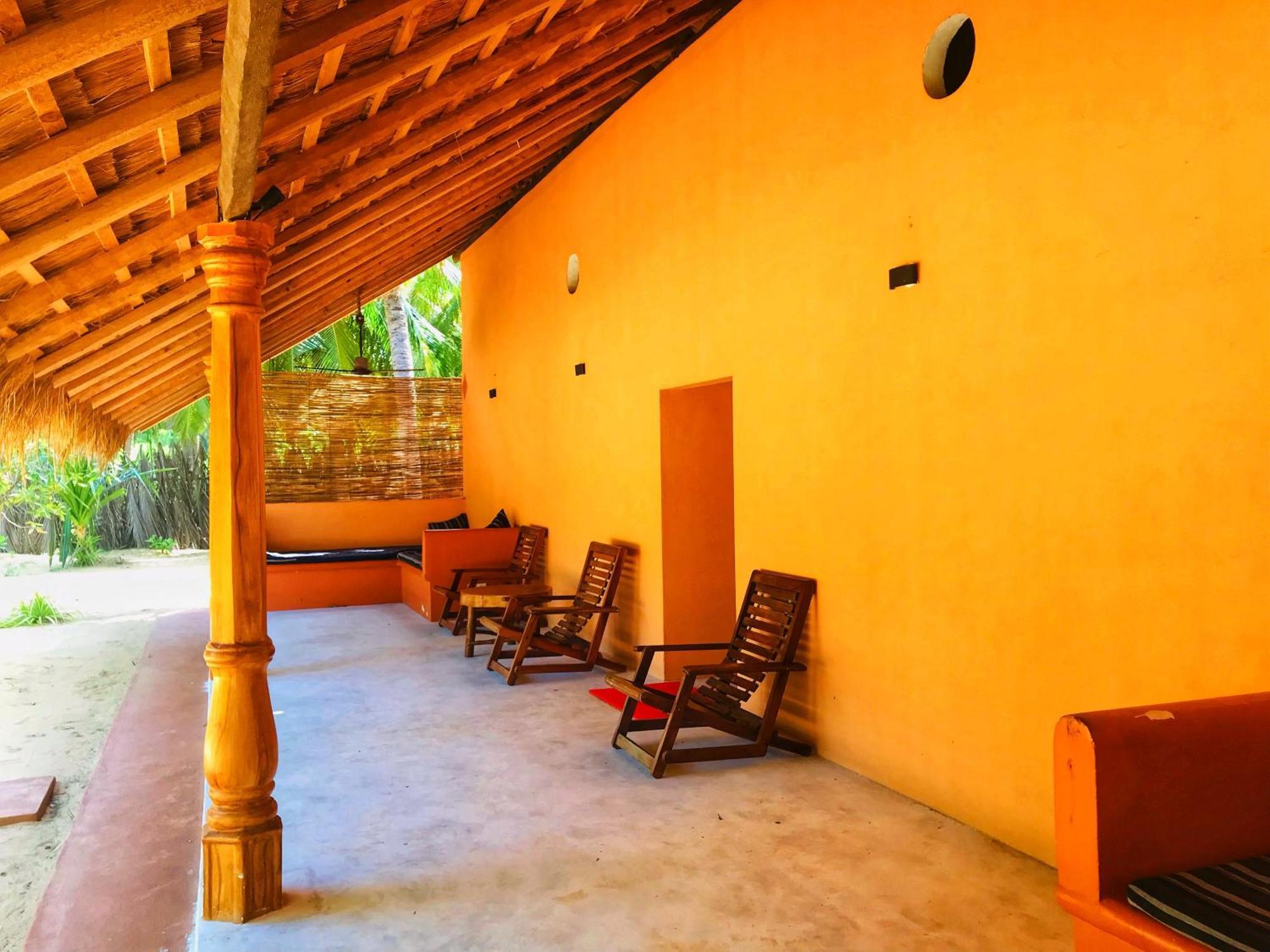 Roshanne Beach Resort كالبيتيا المظهر الخارجي الصورة