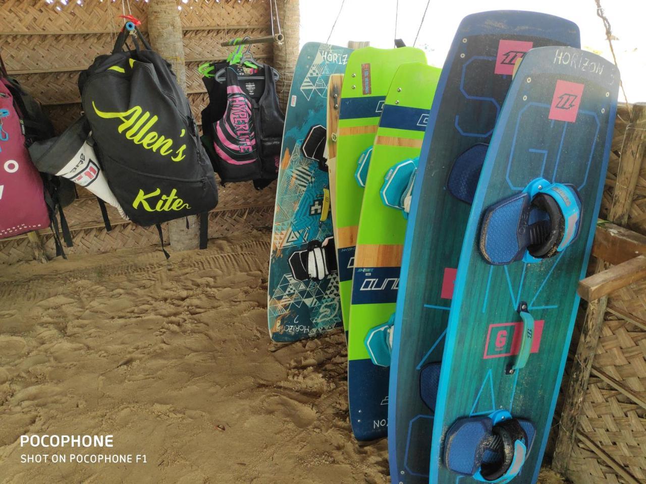 Roshanne Beach Resort كالبيتيا المظهر الخارجي الصورة