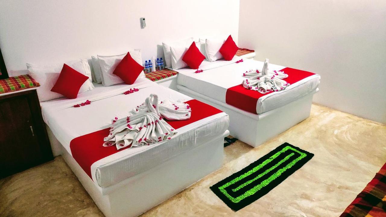 Roshanne Beach Resort كالبيتيا المظهر الخارجي الصورة
