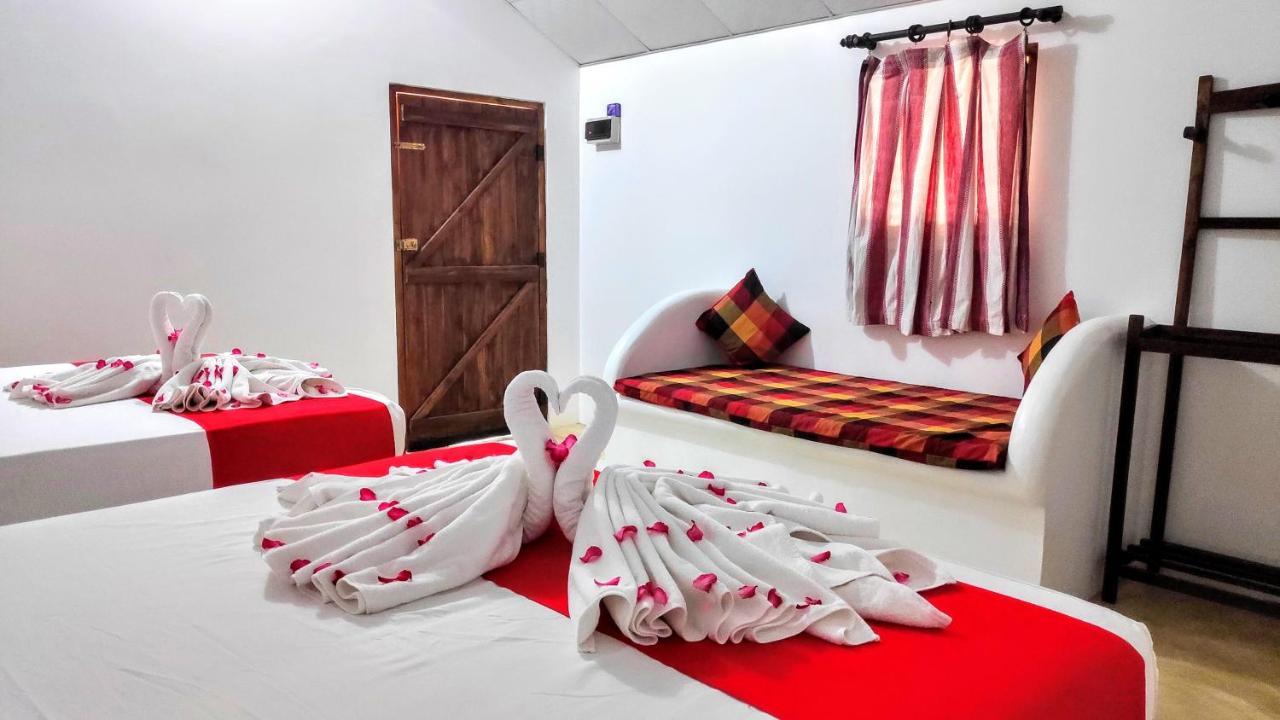 Roshanne Beach Resort كالبيتيا المظهر الخارجي الصورة